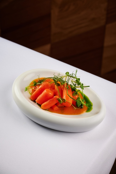 Печеная морковь с кремом из абрикоса