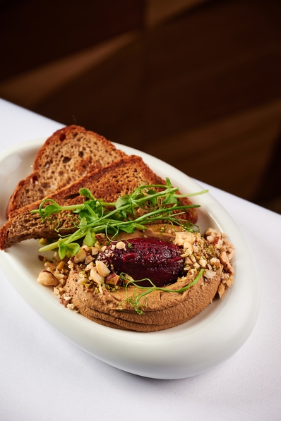 Паштет из куриной печени с рябиновым гелем